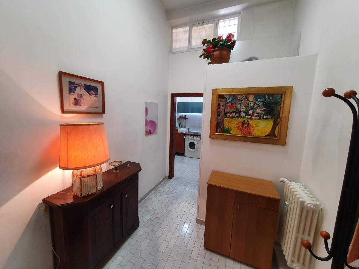 Super Central Studio, No Noise, Near Seaside, Shops Bari Bagian luar foto