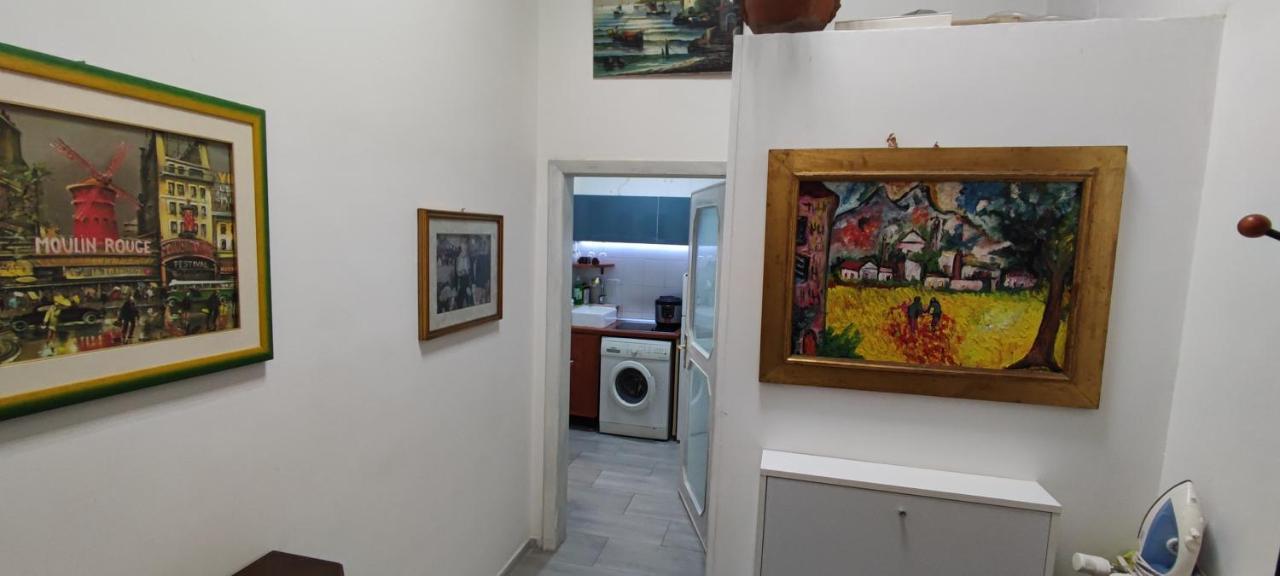 Super Central Studio, No Noise, Near Seaside, Shops Bari Bagian luar foto